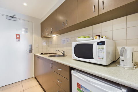 Metro Advance Apartments & Hotel - Holiday Adelaide 14