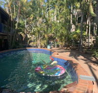 Frogs-Hollow Backpackers - Holiday Adelaide