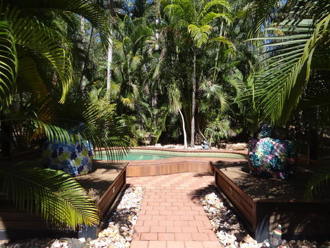 DARWIN'S SHADY ACRES RETREAT - Holiday Adelaide 11