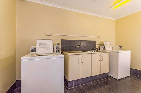 Quality Hotel Darwin Airport - Holiday Adelaide 5