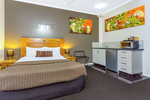 Quality Hotel Darwin Airport - Holiday Adelaide 1