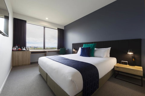 Mantra MacArthur Hotel - Holiday Adelaide 6