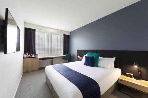 Mantra MacArthur Hotel - Holiday Adelaide 2