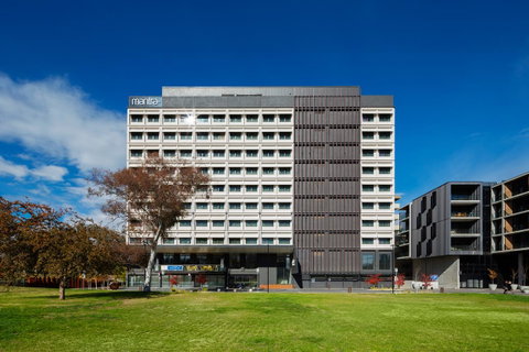 Mantra MacArthur Hotel - Holiday Adelaide 11