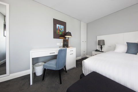 Canberra Rex Hotel - Holiday Adelaide 25