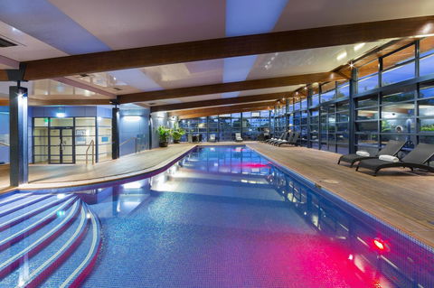 Novotel Canberra - Holiday Adelaide 3