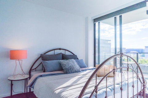 Highgate Executive Apartment City Walk Canberra - Holiday Adelaide 8