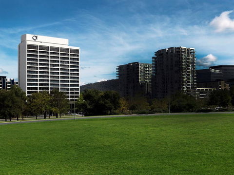 QT Canberra - Holiday Adelaide 16