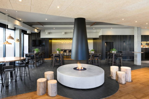 Burbury Hotel - Holiday Adelaide 2
