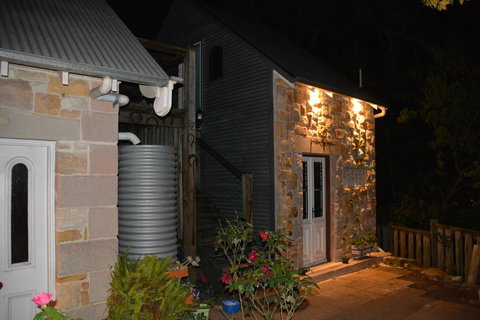 Garden Room - Holiday Adelaide 10