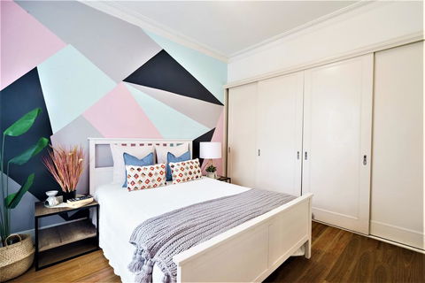 Bondi Beach Front Breeze - Holiday Adelaide 1