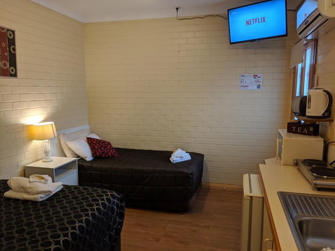 Bondi Motel - Holiday Adelaide 1