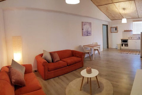 Bonsai B&B Stay - Holiday Adelaide 3