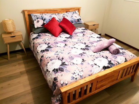 Bonsai B&B Stay - Holiday Adelaide 0