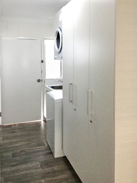 Booker Pde 34, Unit 2 - Pet Friendly - - Holiday Adelaide 3