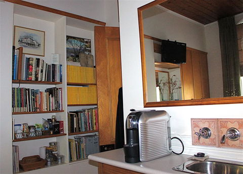 Borough B&B - Holiday Adelaide 2