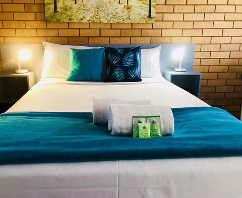 Bosuns Inn Motel - Holiday Adelaide 2