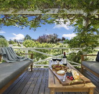 Bourne Cottage - Perfect for all seasons - Holiday Adelaide