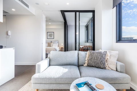 Boutique Apartment In Highly Sought After Arena - Holiday Adelaide 3