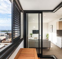 Boutique Apartment In Highly Sought After Arena - Holiday Adelaide