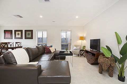 BOUTIQUE STAYS - Carinya - Holiday Adelaide 2