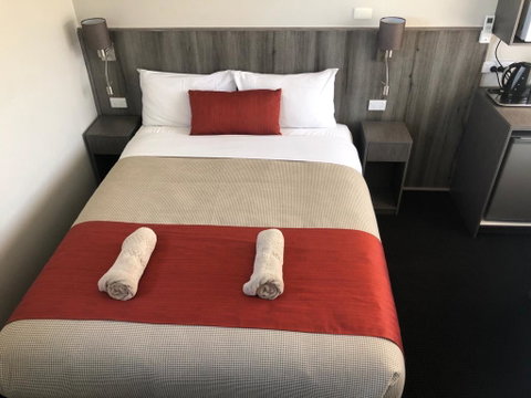Bradman Motor Inn - Holiday Adelaide 0