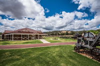 Book Serpentine Accommodation Vacations Holiday Adelaide Holiday Adelaide
