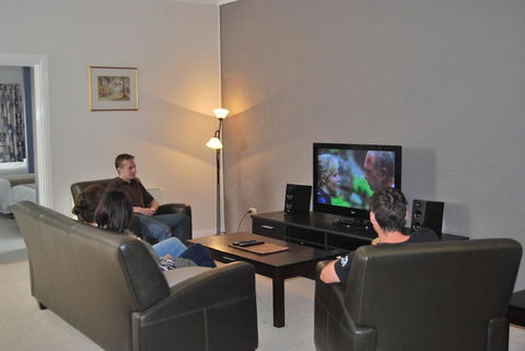 Brayfield Cottage - Holiday Adelaide 2