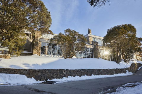 Breathtaker Hotel And Spa - Holiday Adelaide 0