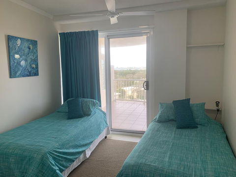 Breathtaking Views Over Currimundi Lake! - Holiday Adelaide 3