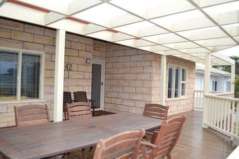 Bremer Riverfront Views To The Sea - Holiday Adelaide 1