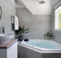 Briars Loft - Daylesford - Holiday Adelaide