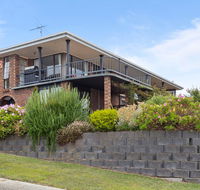 Bridairre Holiday Apartments - Holiday Adelaide