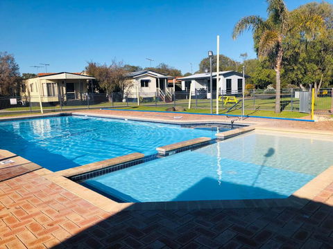 Broadwater Beach Cottage With WiFi - Holiday Adelaide 0