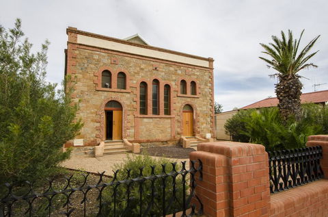 Broken Hill Outback Church Stay - Holiday Adelaide 2