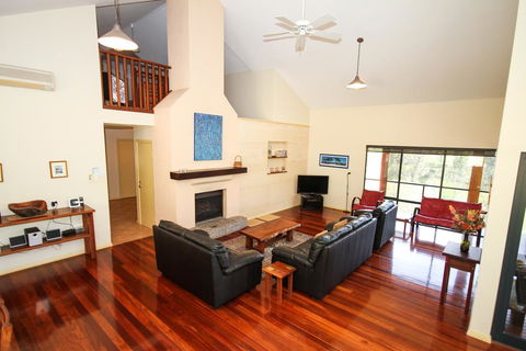 Brookside, Margaret River - Holiday Adelaide 0