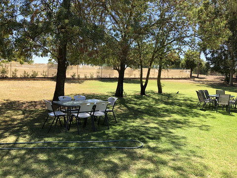 Bullanginya Lodge - Holiday Adelaide 1