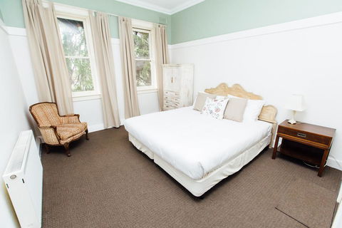 Bundanoon Hotel - Holiday Adelaide 2