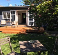 Burrill Lakeview Cottage - Holiday Adelaide