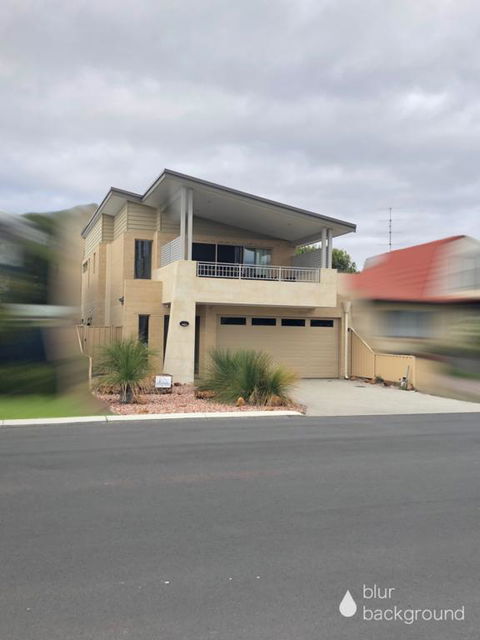 Busselton Holiday Home - Holiday Adelaide 3