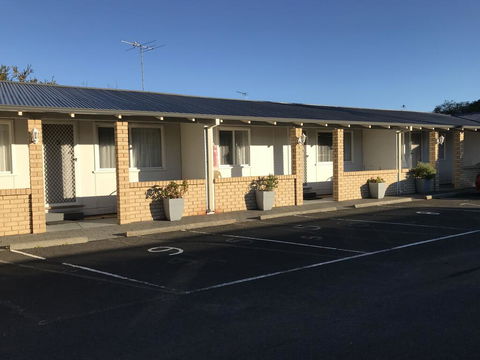 Busselton Jetty Chalets - Holiday Adelaide 3