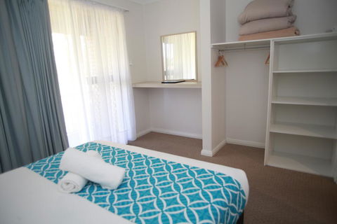 Busselton Villas And Caravan Park - Holiday Adelaide 1