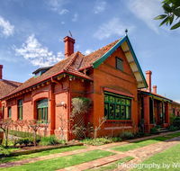 Buxton Manor - Holiday Adelaide