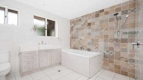 Byron At Lennox - Lennox Head - WIFI - Holiday Adelaide 3