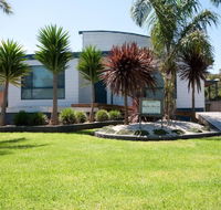 Cambroe - Holiday Adelaide