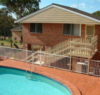 Canberra Cres 2E Burrill Lake Upstairs Apartment - Holiday Adelaide