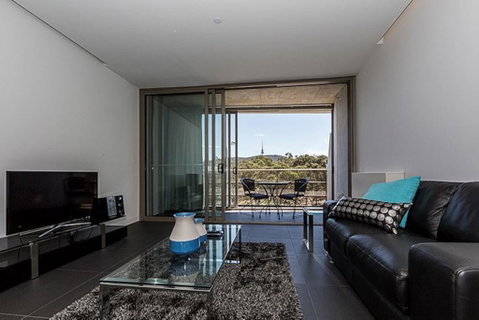 Canberra Luxury Apartment 8 - Holiday Adelaide 2