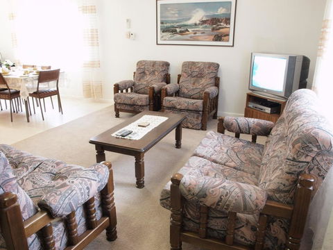 Capon Cottage - Holiday Adelaide 3