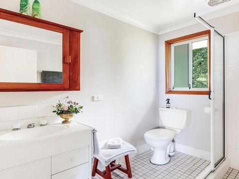 Captain's Lookout - Elevated Ocean Views, Rural Stay - Holiday Adelaide 2