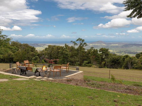 Captain's Lookout - Elevated Ocean Views, Rural Stay - Holiday Adelaide 0